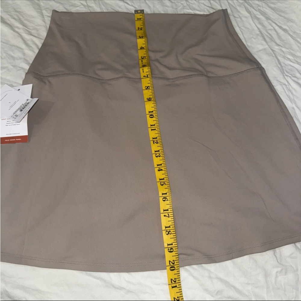 Isabel By Ingrid + Isabel Women’s Maternity Active Skort Taupe Size Large - Picture 5 of 5